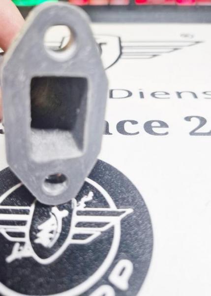 Tuning Zündapp Ansaugstutzen R & RS 50 mit 40mm Lochabstand 276-​04.120 Maximalster Durchlass